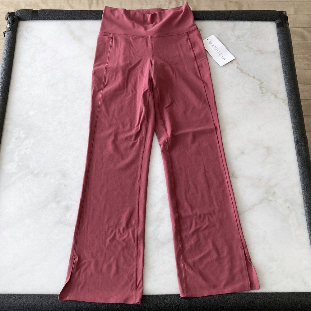 New with tag! Athleta Transcend Stash Crop Straight Leg pants yoga athletic